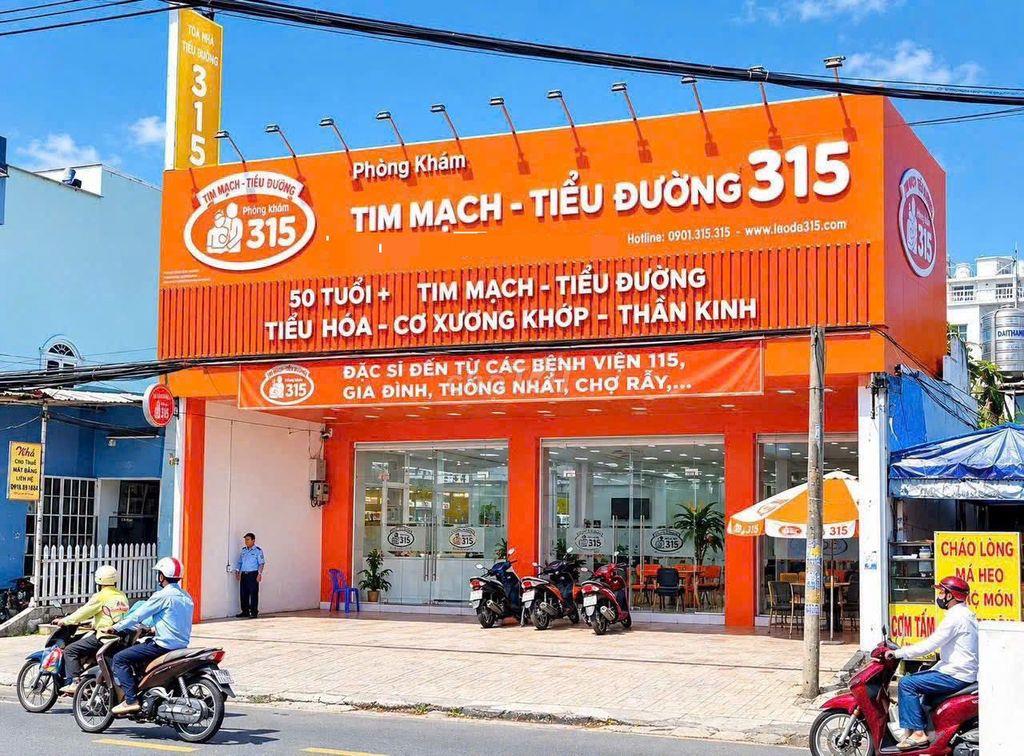 MBKD Nguyễn thị định, KD sầm uất