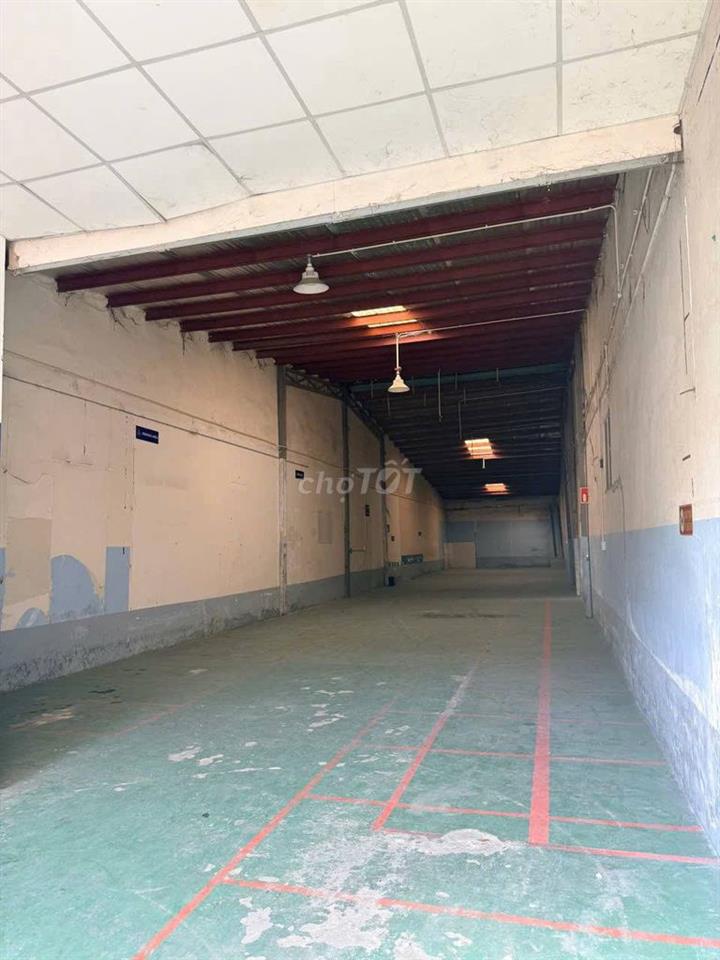 KHO XƯỞNG 350M2 - NGAY AEON TÂN PHÚ