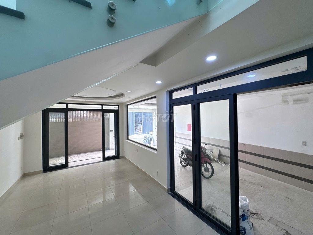 HXT Âu Cơ - Ngang 8m dài 20m - 3 Lầu