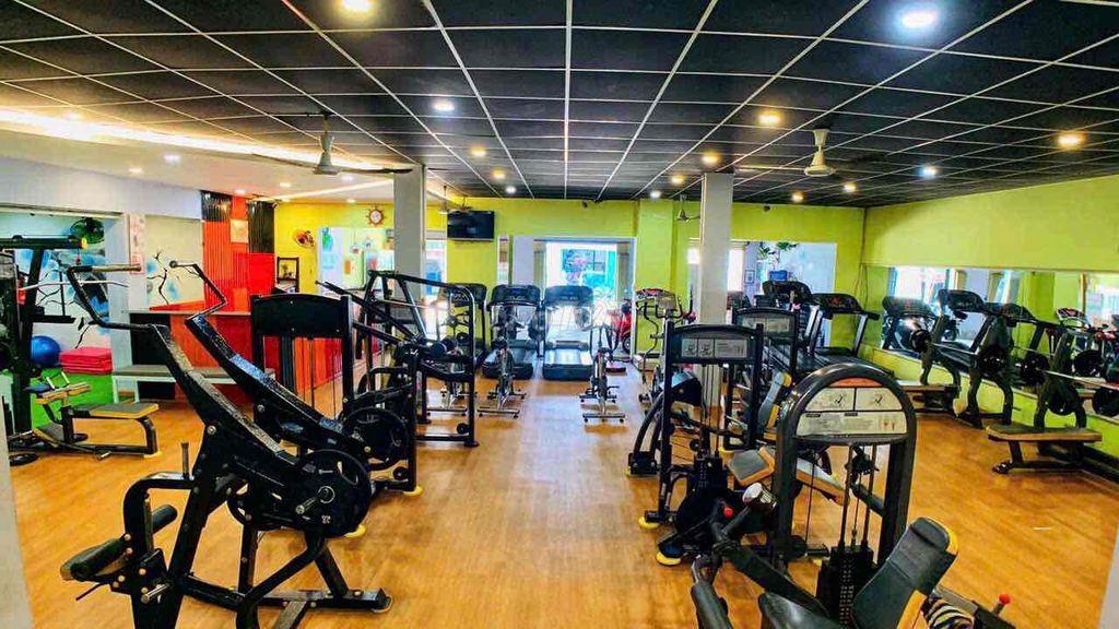 Mặt Tiền 1200m2 ngay Bàu Cát - Tân Bình