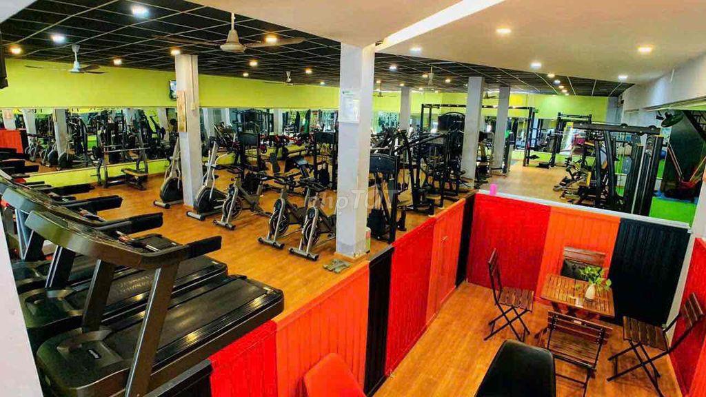 Mặt Tiền 1200m2 ngay Bàu Cát - Tân Bình