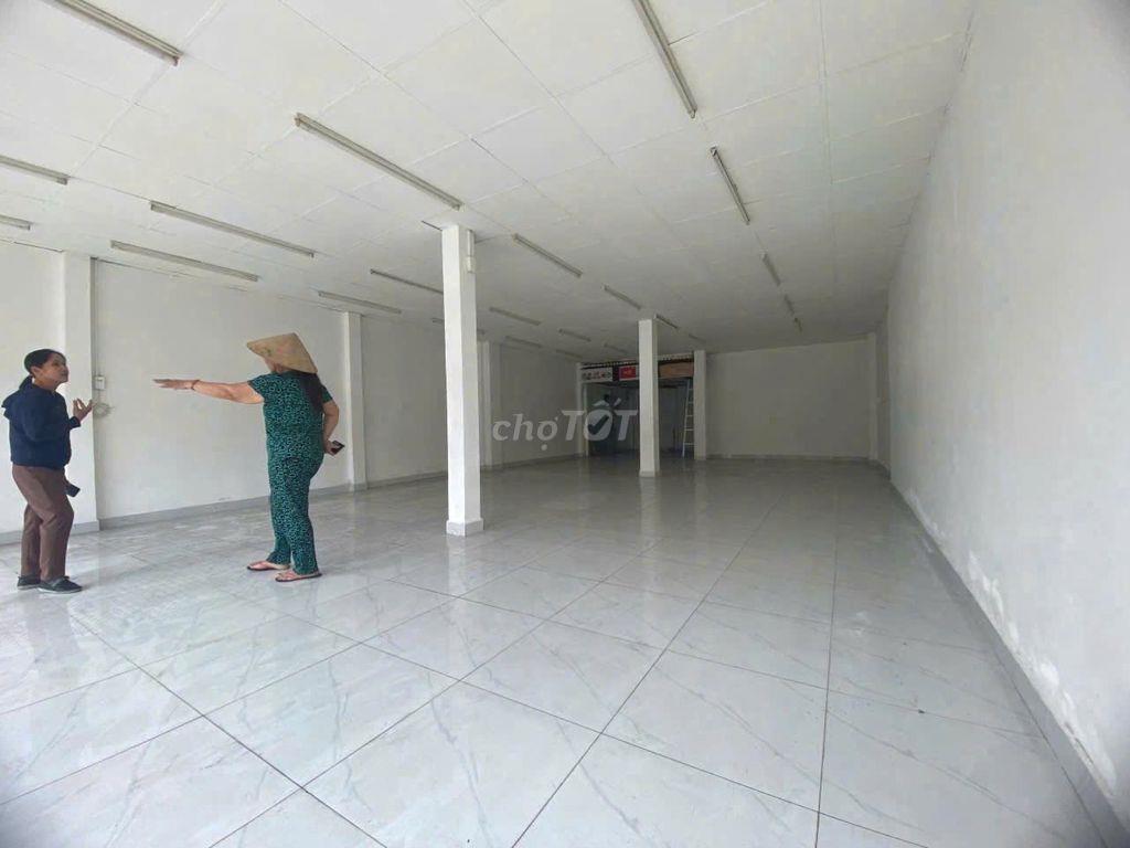 MT ÂU CƠ - NGANG 10M - DÀI 18M - CẤP 4 