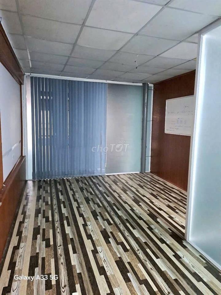 Kho Xưởng + Văn Phòng (800m²) 