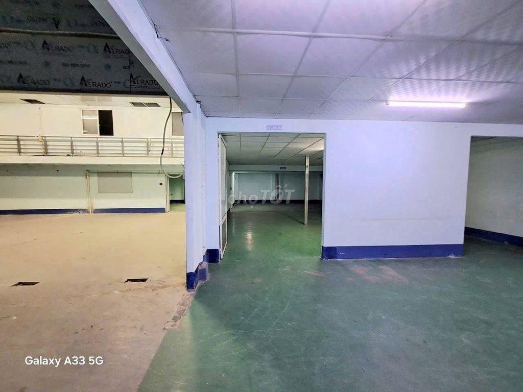 Kho Xưởng + Văn Phòng (800m²) 