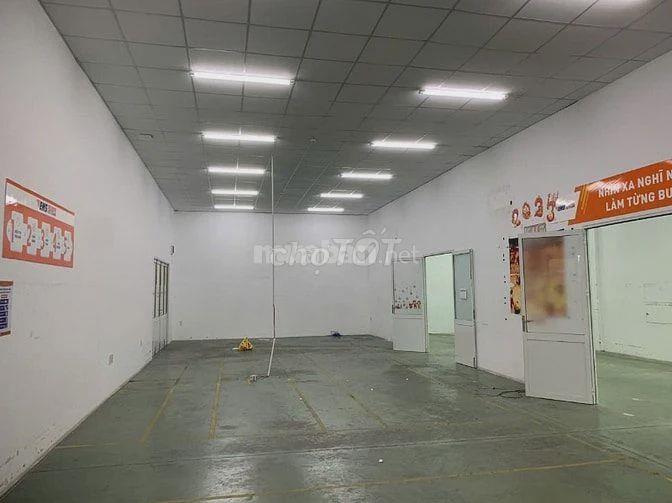 HXT Thoại Ngọc Hầu - Ngang 20m dài 25m - 1 Lầu
