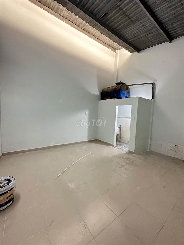 Nhà làm Kho Tân Bình - 100m2 - 1 Gác  