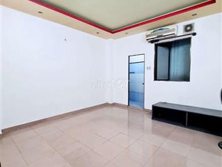 Phòng Đẹp. Máy Lạnh, Cửa Sổ, Trung Tâm Phú Nhuận