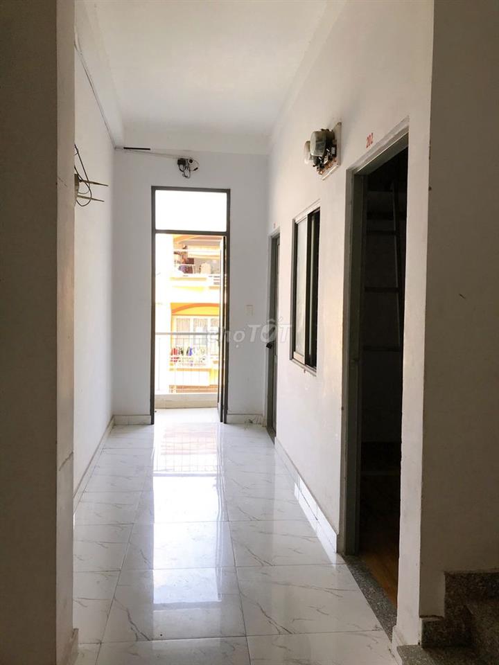 Phòng Đẹp, Cộng Hòa quận Tân Bình Thoáng Mát