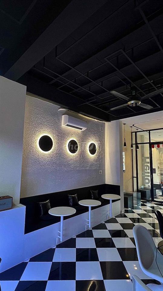 🚨 Sang quán cafe decor cao cấp, full thiết bị, kinh doanh ngay!