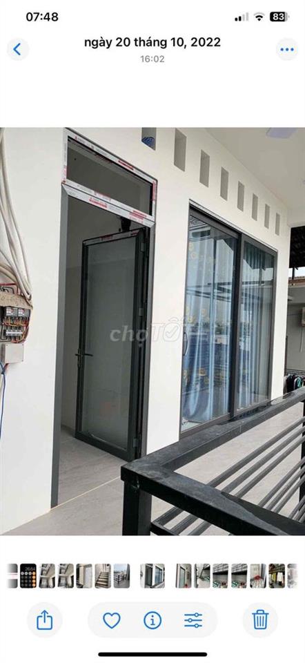 Khối nhà 1 trệt 2 lầu + sân thượng 1100m2