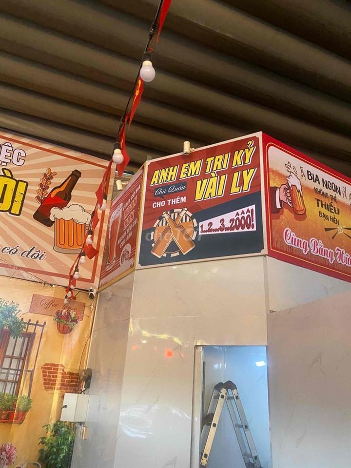 sang quán bia mô hình trẻ, mới chưa khai trương