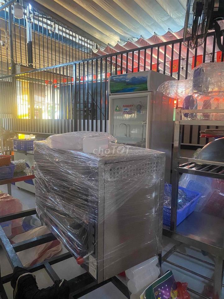 sang quán bia mô hình trẻ, mới chưa khai trương
