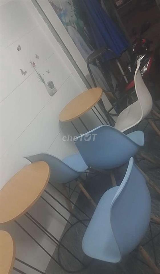 sang lại quán cà phê mặt tiền đường tỉnh lộ 10 phường Tân tạo giá 9tr 