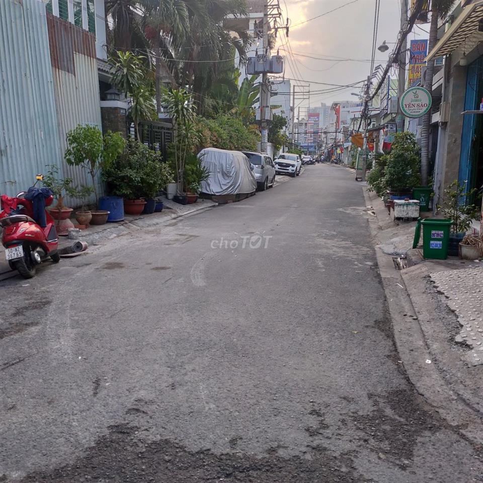 Cho thuê Kho nhà xưởng có điện 3 pha, văn phòng lớn, Trung tâm dạy học