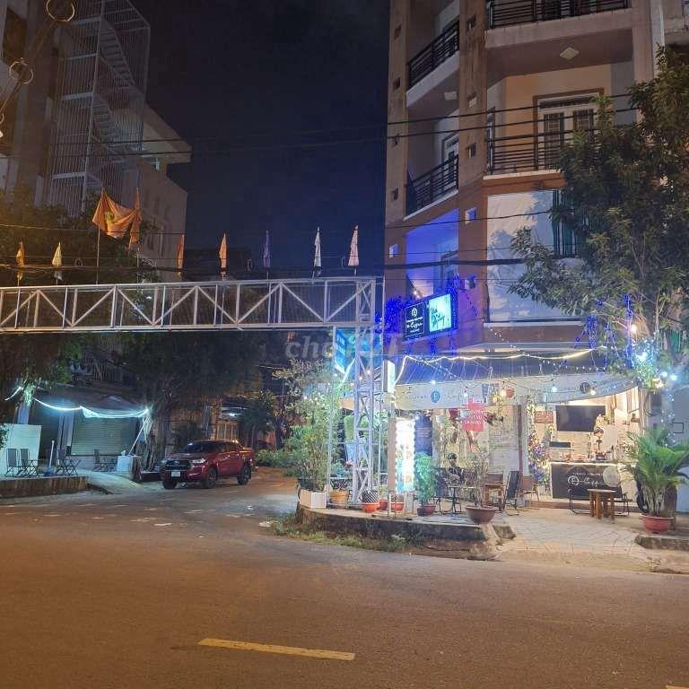 SANG NHƯỢNG QUÁN CAFE TRUNG NGUYÊN E-COFFEE
