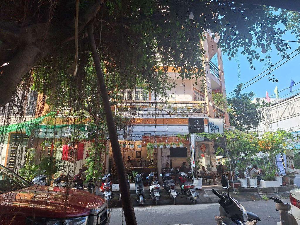 SANG NHƯỢNG QUÁN CAFE TRUNG NGUYÊN E-COFFEE
