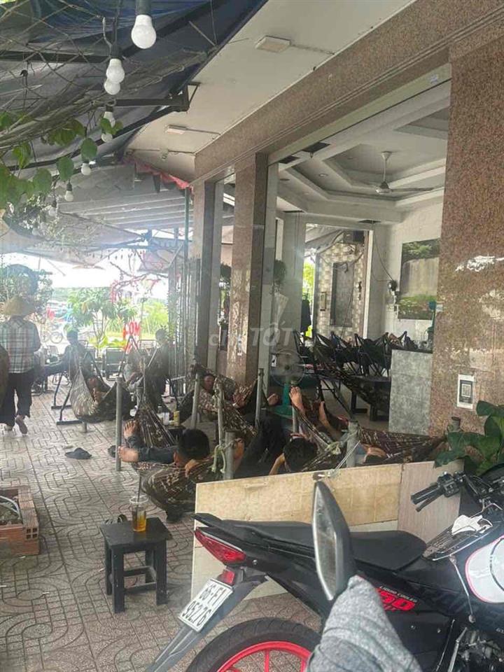 Sang quán Cafe - Địa chỉ: Đường 34 Bình Trị Đông B, Bình Tân. - Vị trí