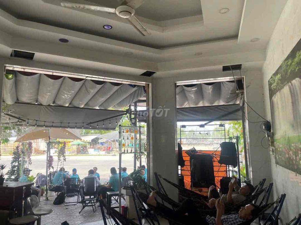 Sang quán Cafe - Địa chỉ: Đường 34 Bình Trị Đông B, Bình Tân. - Vị trí