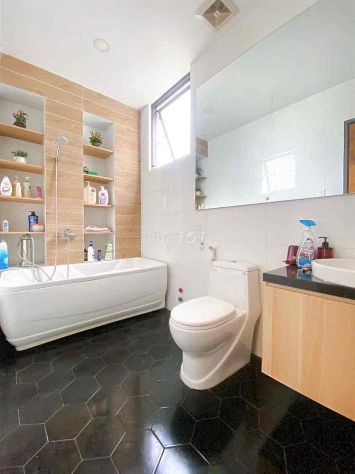 Nhà 5 tầng ngay ĐH Công Thương, DT 72m2 (4x18m) 6PN. Chỉ 7.5 tỷ