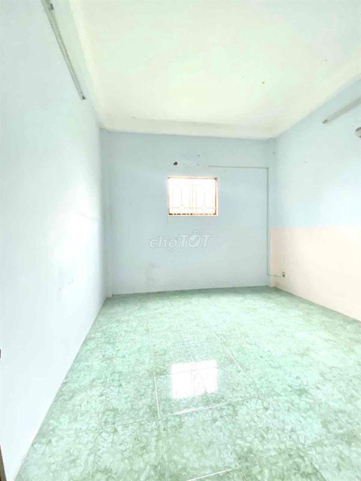 Hẻm 10m như MT Hoà Bình, gần Đầm Sen, DT 72m2 (4x18m) 3 tầng. Nhỉnh 7T