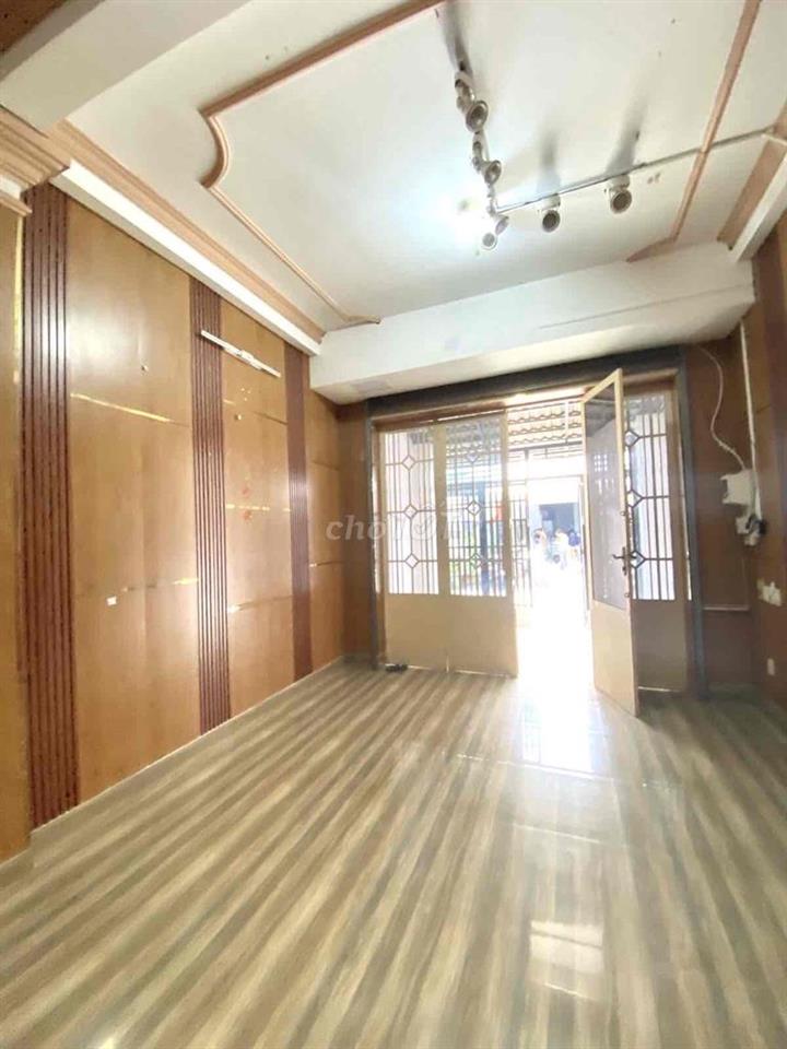 Hẻm 10m như MT Hoà Bình, gần Đầm Sen, DT 72m2 (4x18m) 3 tầng. Nhỉnh 7T