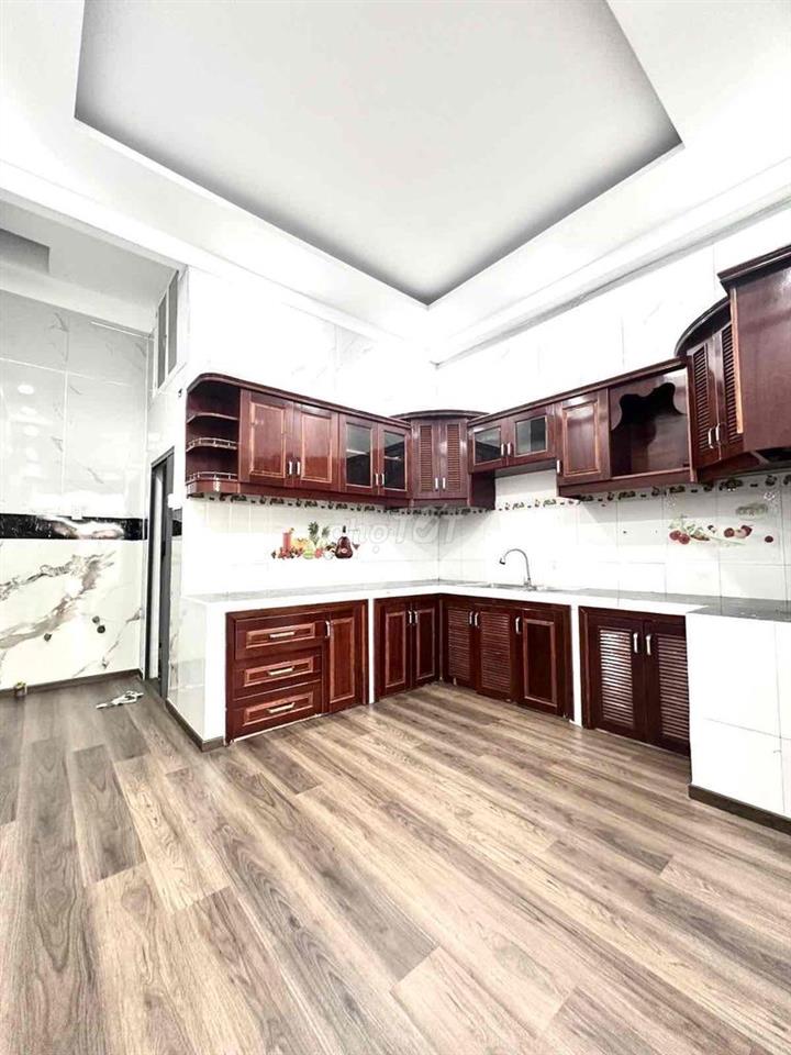 Bán Nhà Vườn Lài Tân Phú 48m2 – Hẻm Xe Hơi Thông – 2 Tầng – Giá 5.5 tỷ