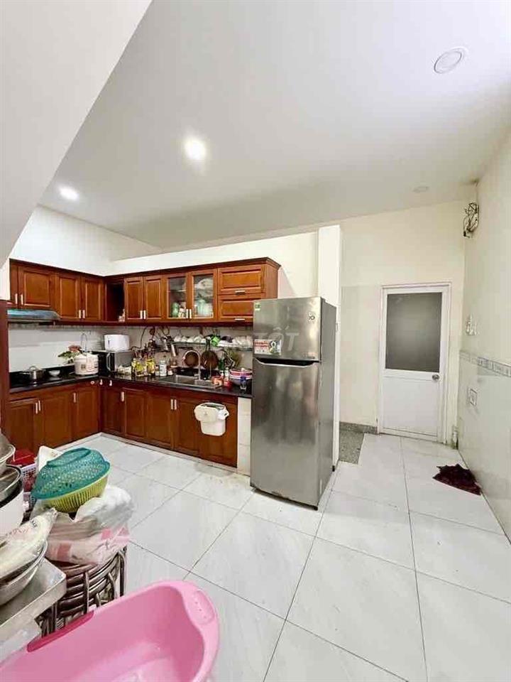 HXH sát công viên Lưu Chí Hiếu, DT 80m2 (5x16m) 4 tầng 8PN. Nhỉnh 10T