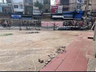 Cho thuê mặt bằng 4000m2 mặt tiền đường Dương Quảng Hàm Q.Gò Vấp