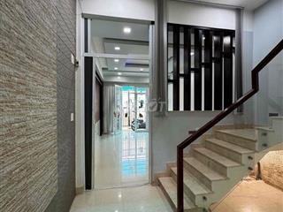 Cho thuê nhà 4x18 3 lầu đẹp đường khu Bắc Hải - Đồng Nai, P.15, Q.10