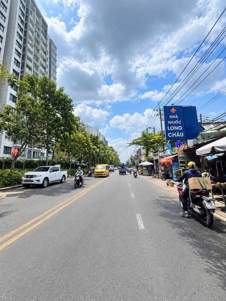 Nhà mặt tiền 12X35 đường Hương Lộ 3. Tân Phú. Ngay khu CC Celedon 
