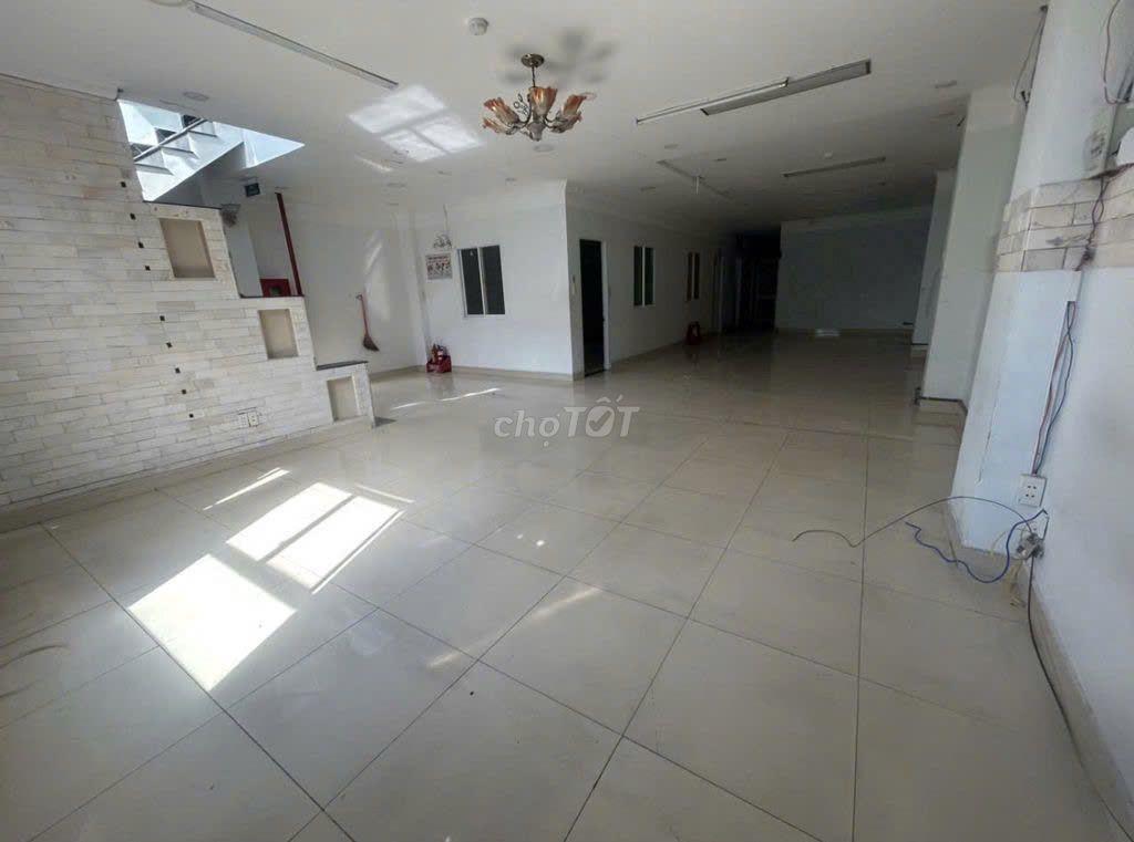 Cho thuê nhà 8x28 2 lầu sân thượng Đường B P.Tây Thạnh, Q.Tân Phú