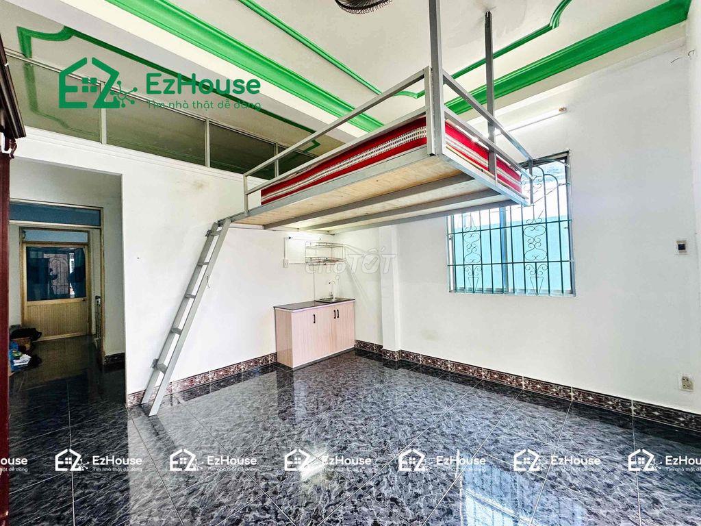 Gác , Ban Công, ở 3-4 bạn đh Mở - Văn Hiến, Công viên Phú Lâm
