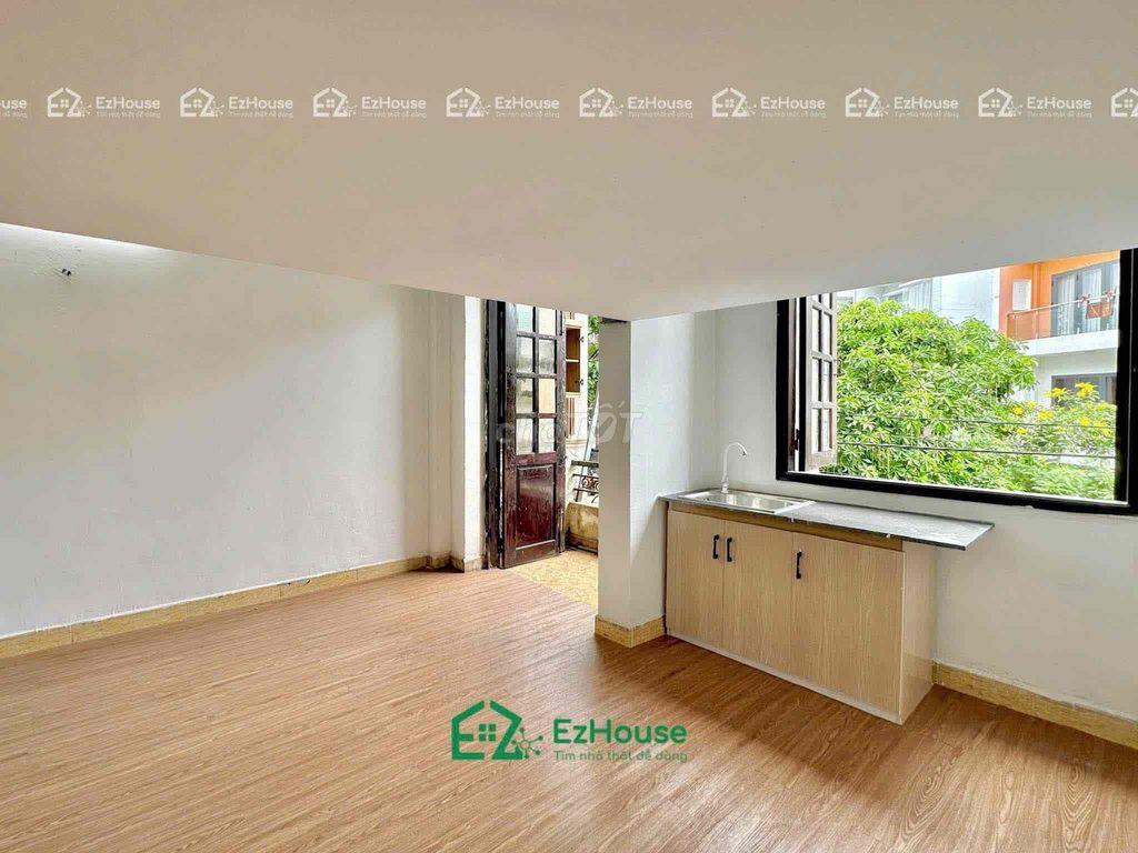 Ngay Vòng Xoay Phú Lâm - 3trx - phòng mới