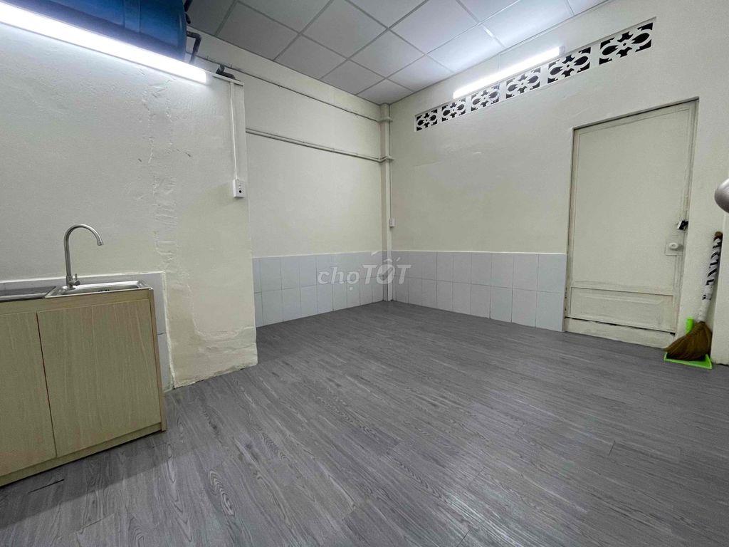 phòng trọ q12 giá rẻ . có máy lạnh