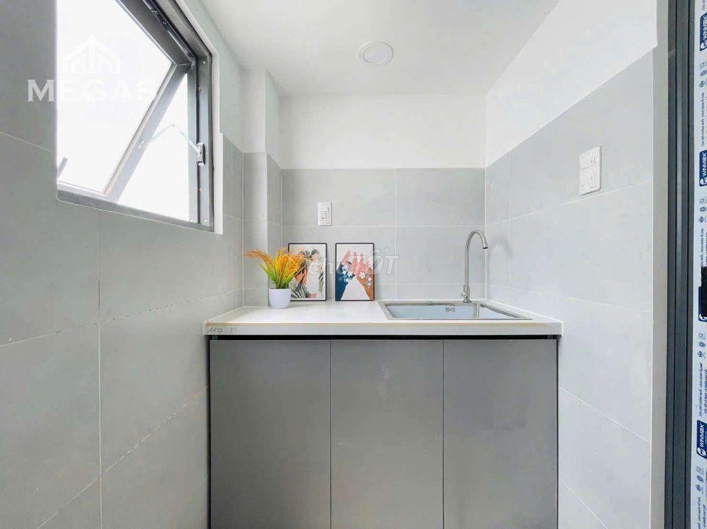 NHÀ MỚI XÂY, CÓ THANG MÁY, FULL NỘI THẤT, BÃI XE RỘNG, RA VÀO 24/24
