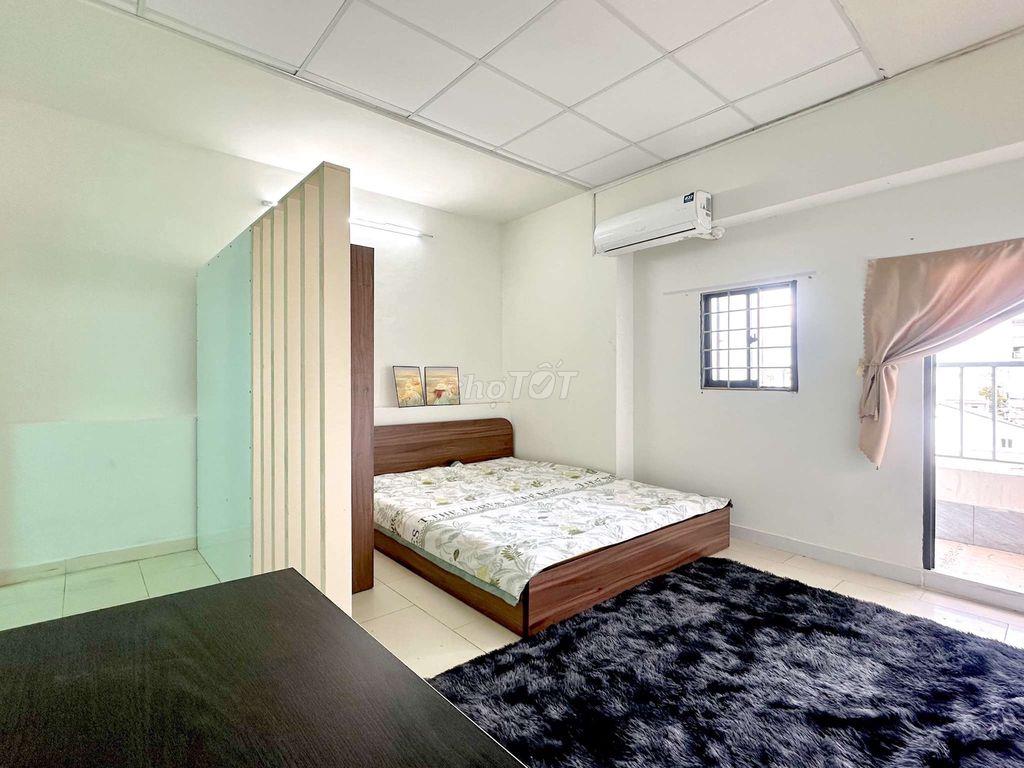 FULL NỘI THẤT, CÓ BANCOL, MÁY GIẶT CHUNG, ĐẬU XE Ô TÔ, RA VÀO 24/24