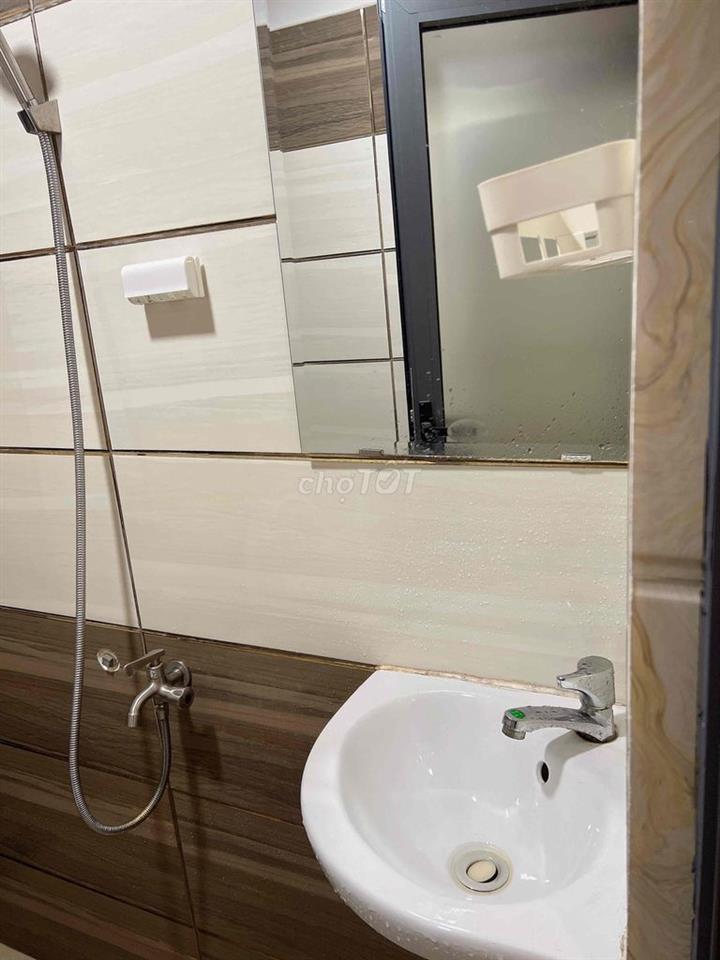 Phòng Mới xây gân Trường ďai hoc Công thuong