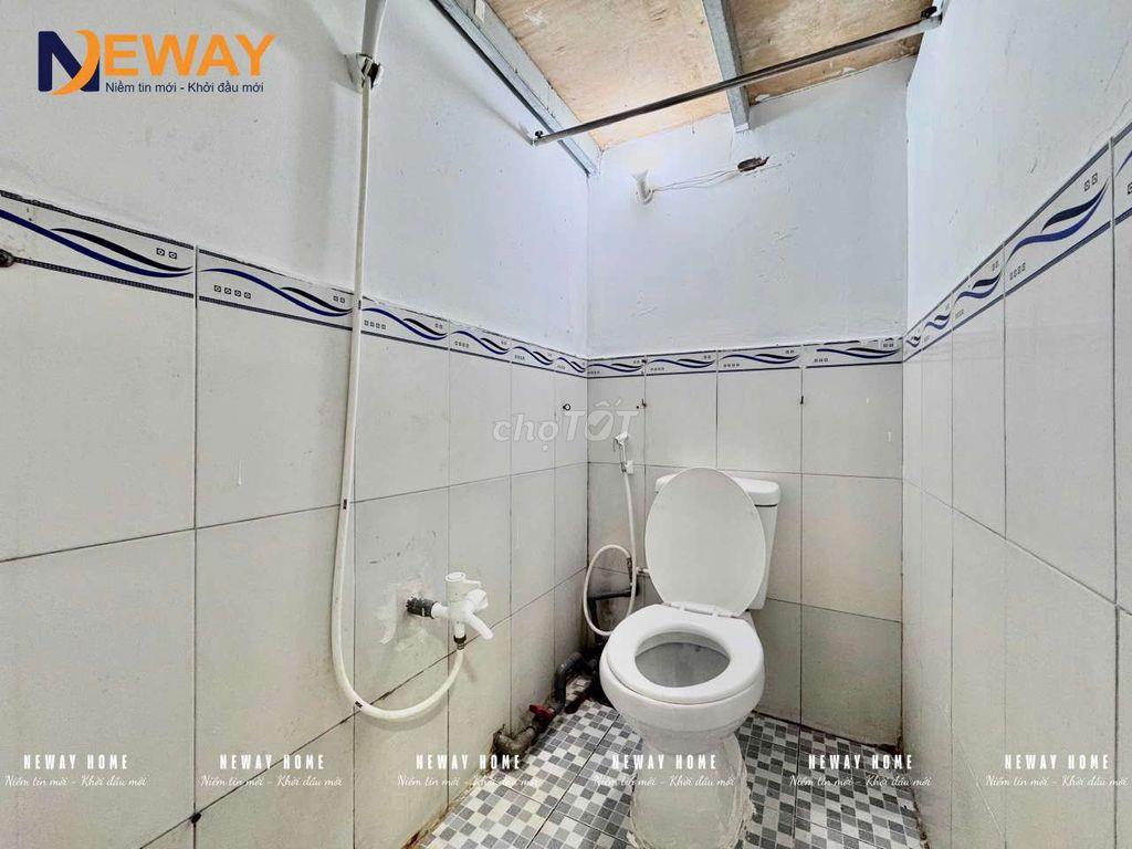 2tr có máy lạnh