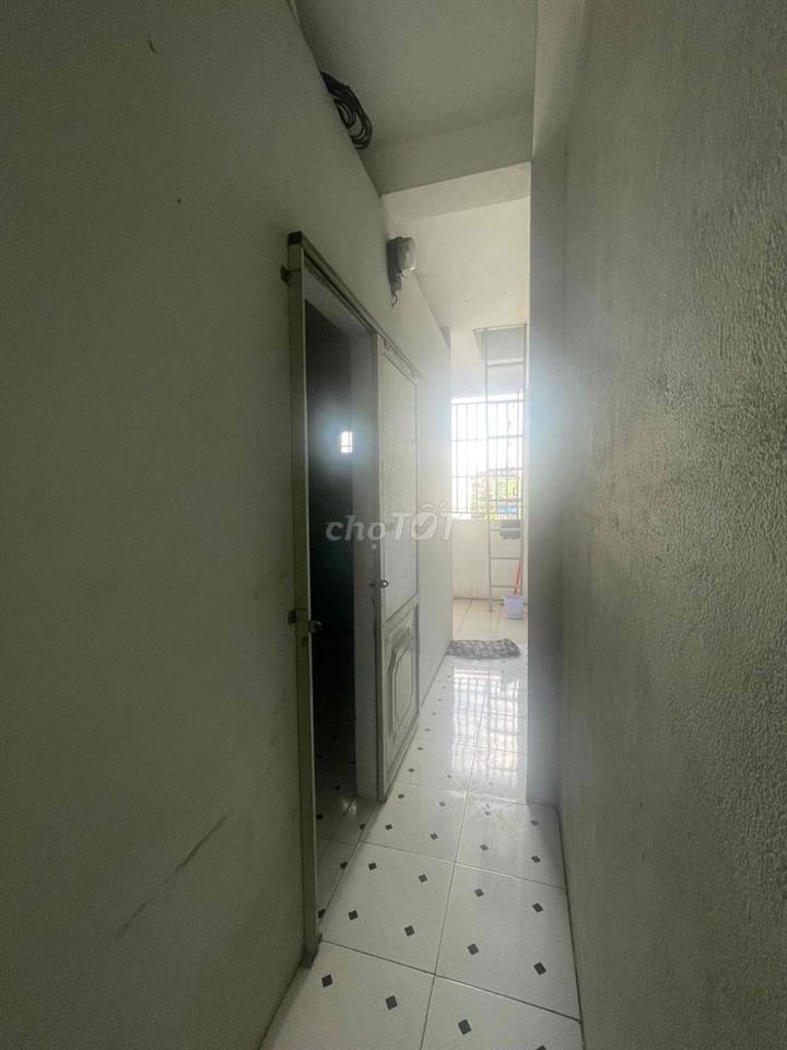 Phòng Hẻm Lớn Lê văn Quới