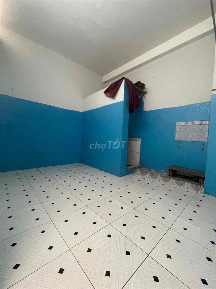 Phòng Hẻm Lớn Lê văn Quới