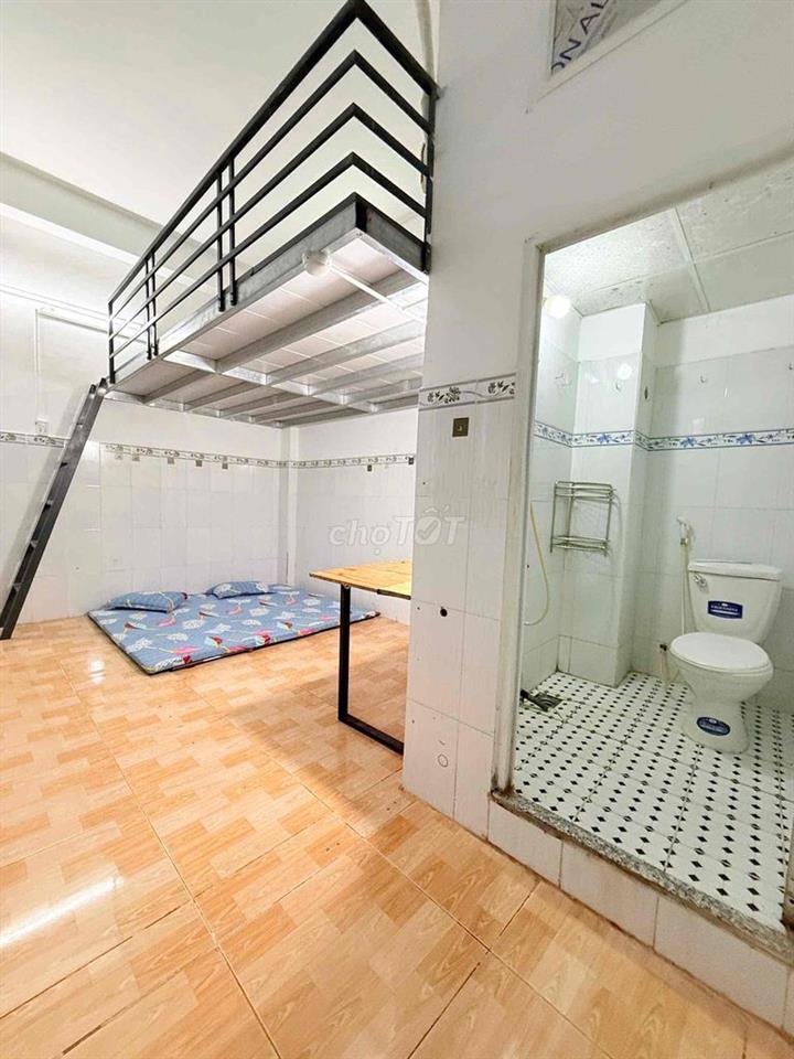 Phòng cho thuê giá rẻ bếp wc máy lạnh tuỳ phòng