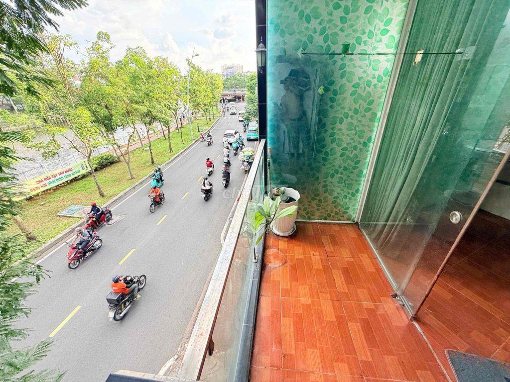 PHÒNG CHO THUÊ VIEW BỜ KÈ BAN CÔNG NT CĂN BẢN KO CHUNG CHỦ