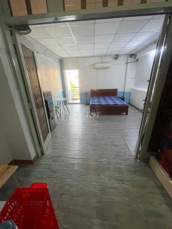 Căn hộ 2pn 2wc bếp 2 ban công rộng thoáng mát nt căn bản