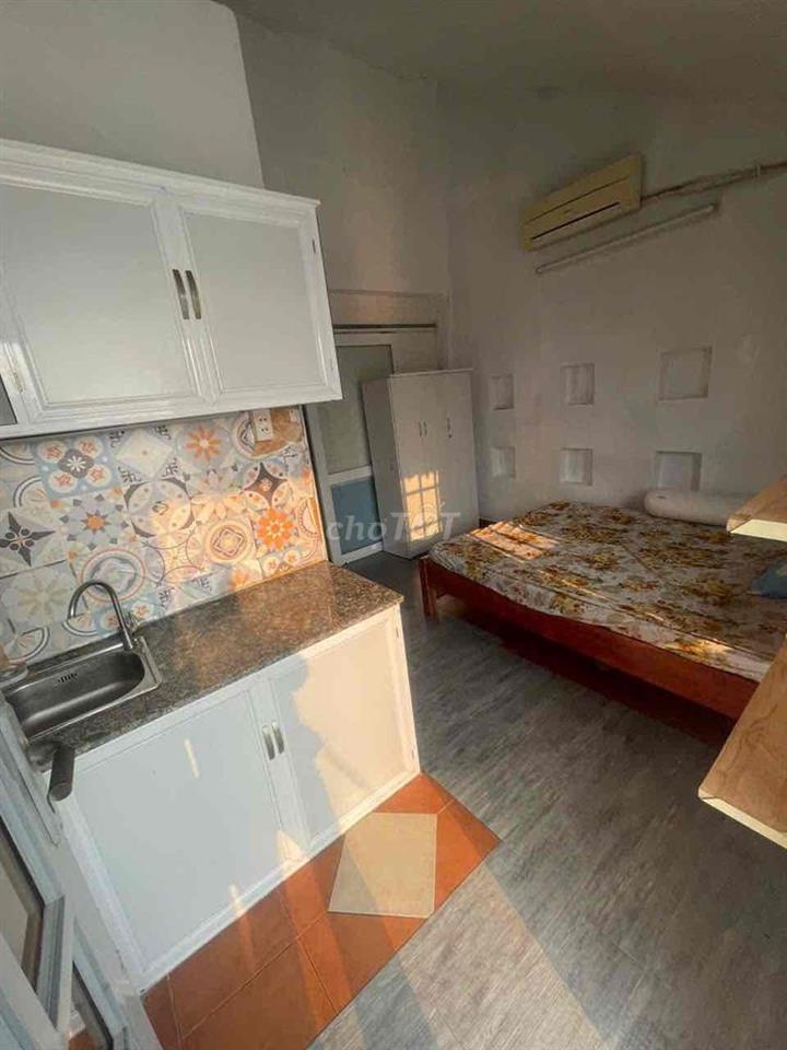 Căn hộ 2pn 2wc bếp 2 ban công rộng thoáng mát nt căn bản