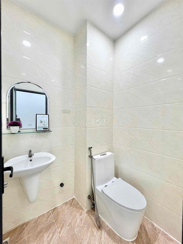 căn hộ rộng tách bếp giá rẻ giáp aeon+đh công thương,đủ nội thất,mới