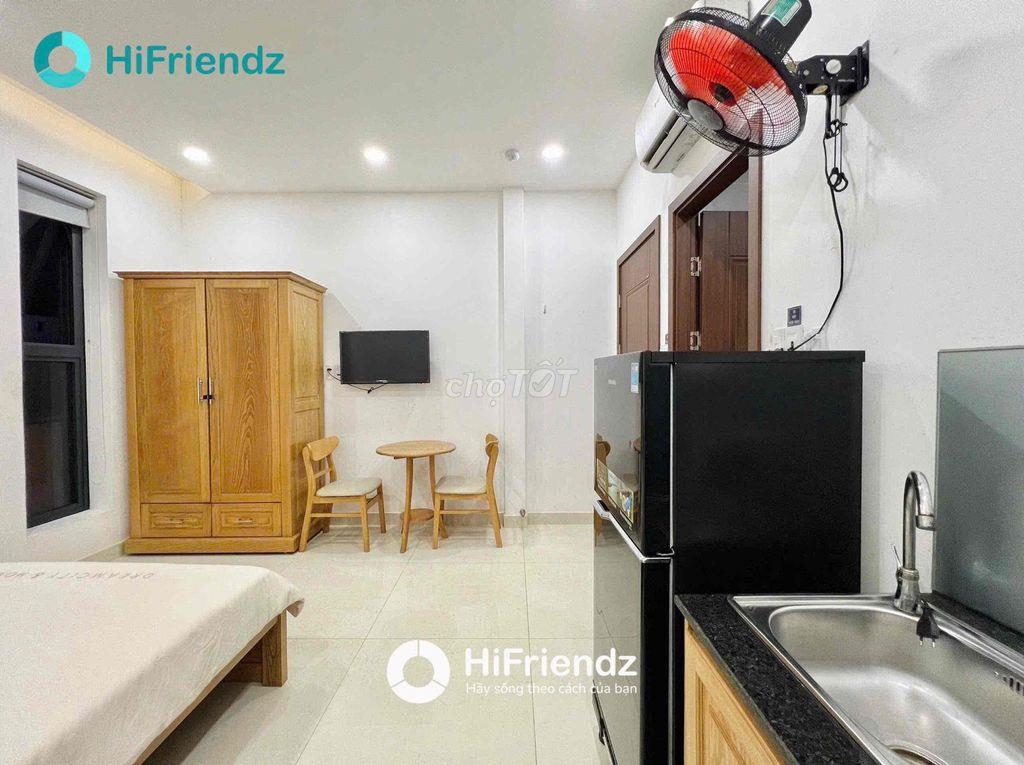 STUDIO FULL NỘI THẤT - NGAY BỐN XÃ - THANG MÁY - GIỜ GIẤC TỰ DO