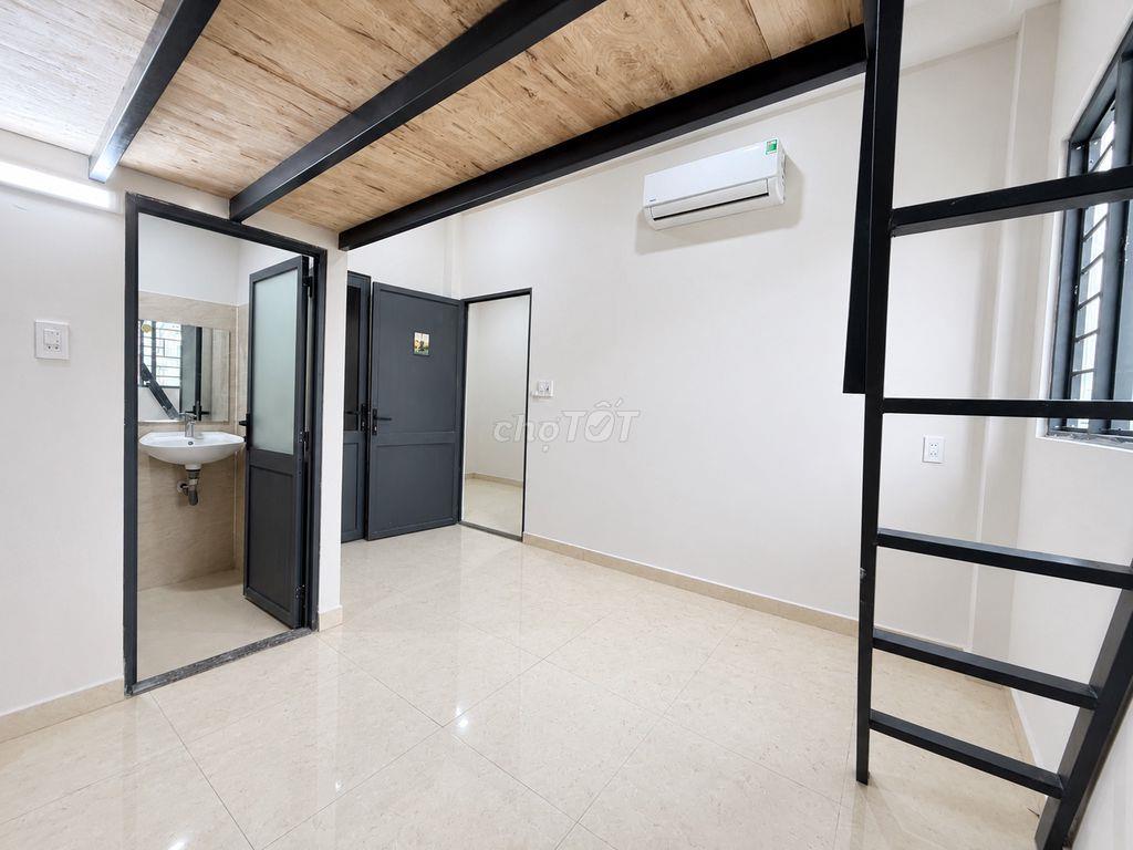 KHAI TRƯƠNG DÃY ĐỐI DIỆN ĐH NGUYỄN TẤT THÀNH