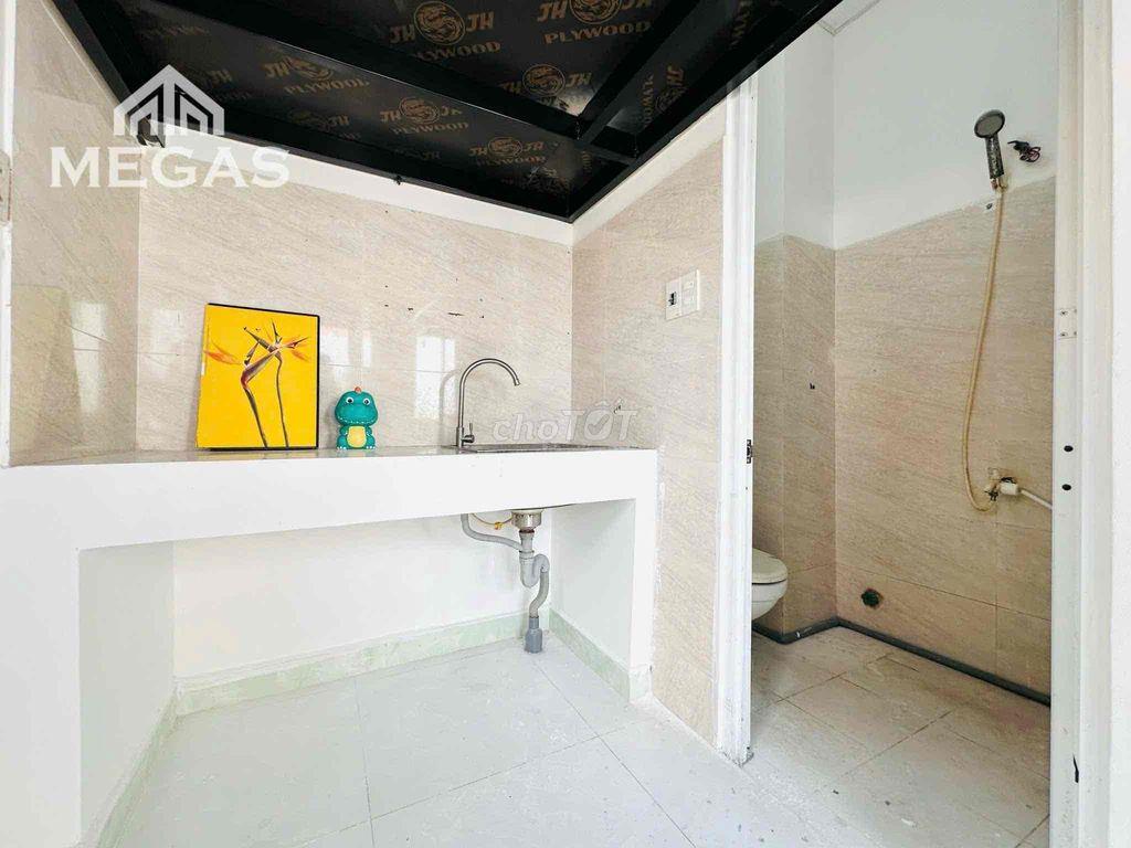 TRỐNG SẴN PHÒNG TRỌ CÓ GÁC CÓ BAN CÔNG GẦN ĐẠI HỌC CÔNG THƯƠNG GIÁ RẺ