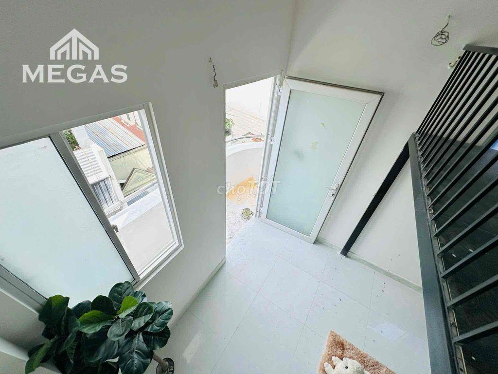 TRỐNG SẴN PHÒNG TRỌ CÓ GÁC CÓ BAN CÔNG GẦN ĐẠI HỌC CÔNG THƯƠNG GIÁ RẺ