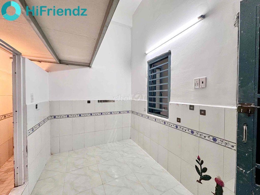 GẦN NGÃ TƯ BỐN XÃ VÀ QUANH KHU VỰC CHỢ ĐÔNG ĐÚC GIÁ RẺ Ở 1-2 THOẢI MÁI